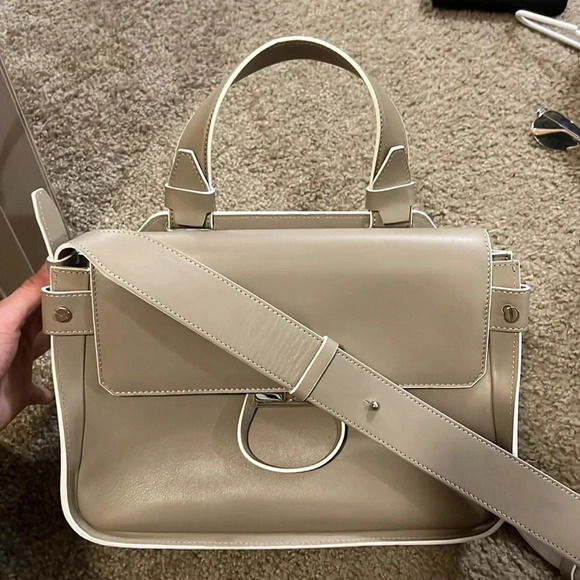 Lindsey Nicole large TriBeCa beige sand leather bag - Picture 4 of 6